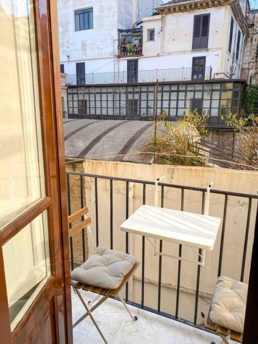 A Ballaro Apartments Palermo Eksteriør billede