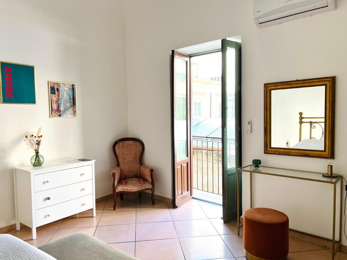 A Ballaro Apartments Palermo Eksteriør billede