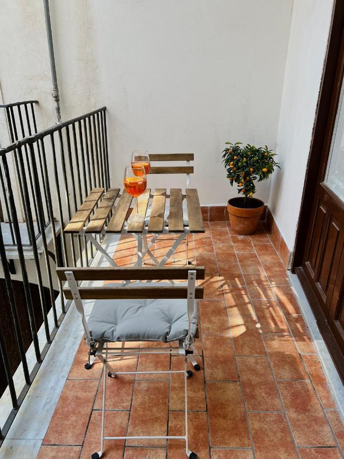 A Ballaro Apartments Palermo Eksteriør billede